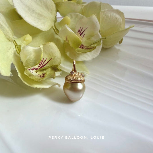 Louie pendant