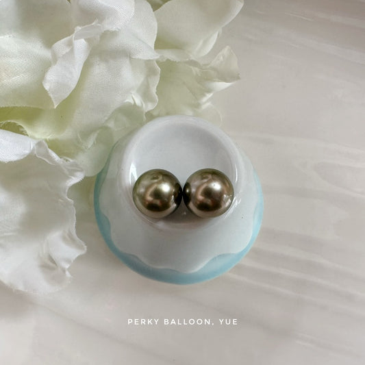 Yue earrings