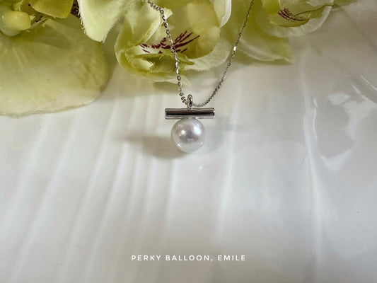 Emile necklace