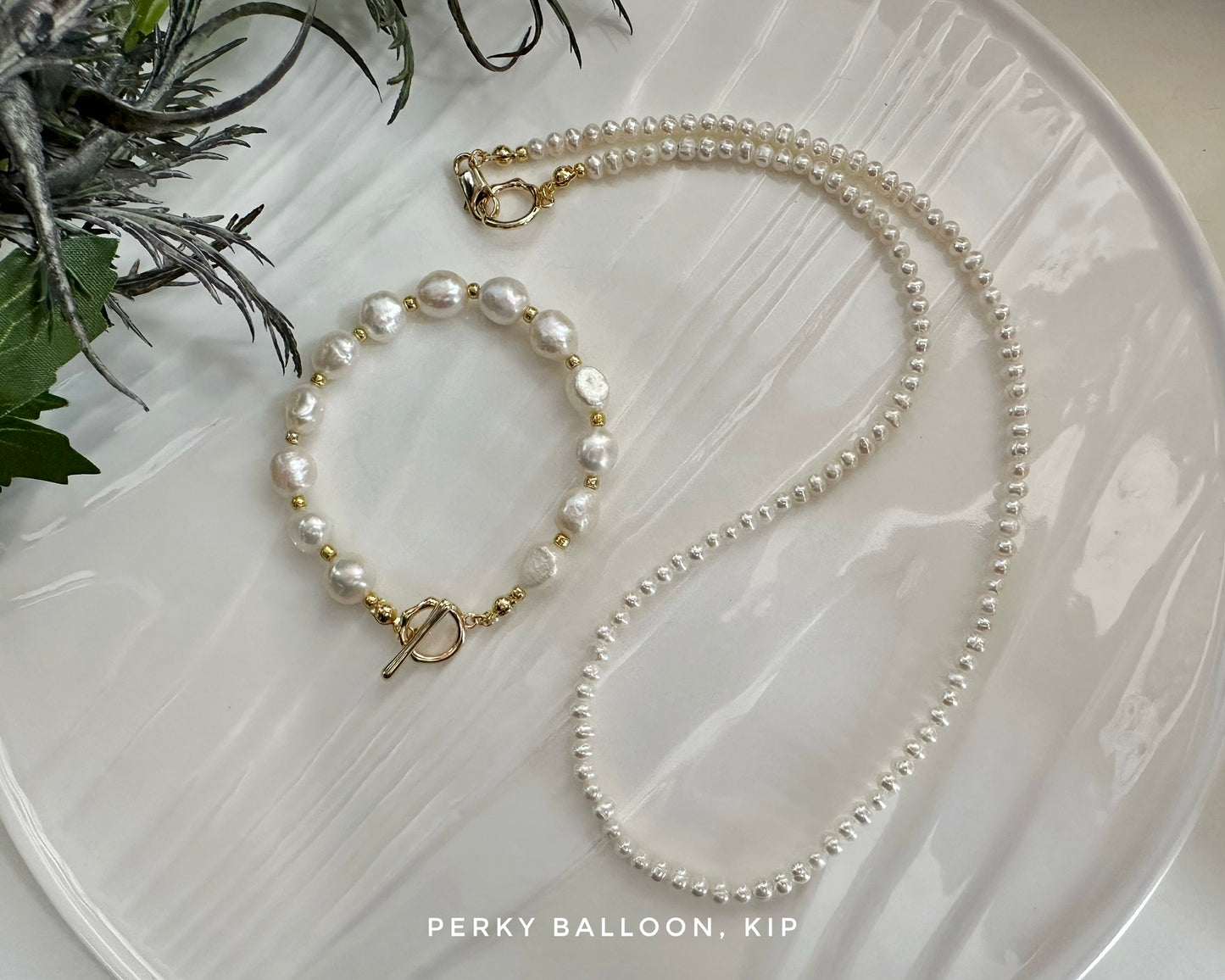 Kip necklace bracelet