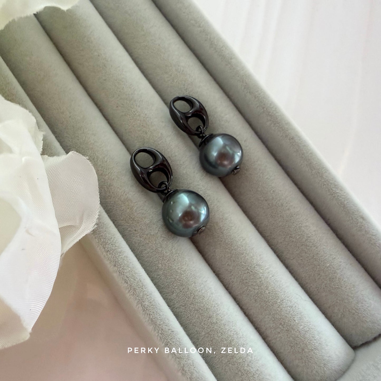 Zelda earrings