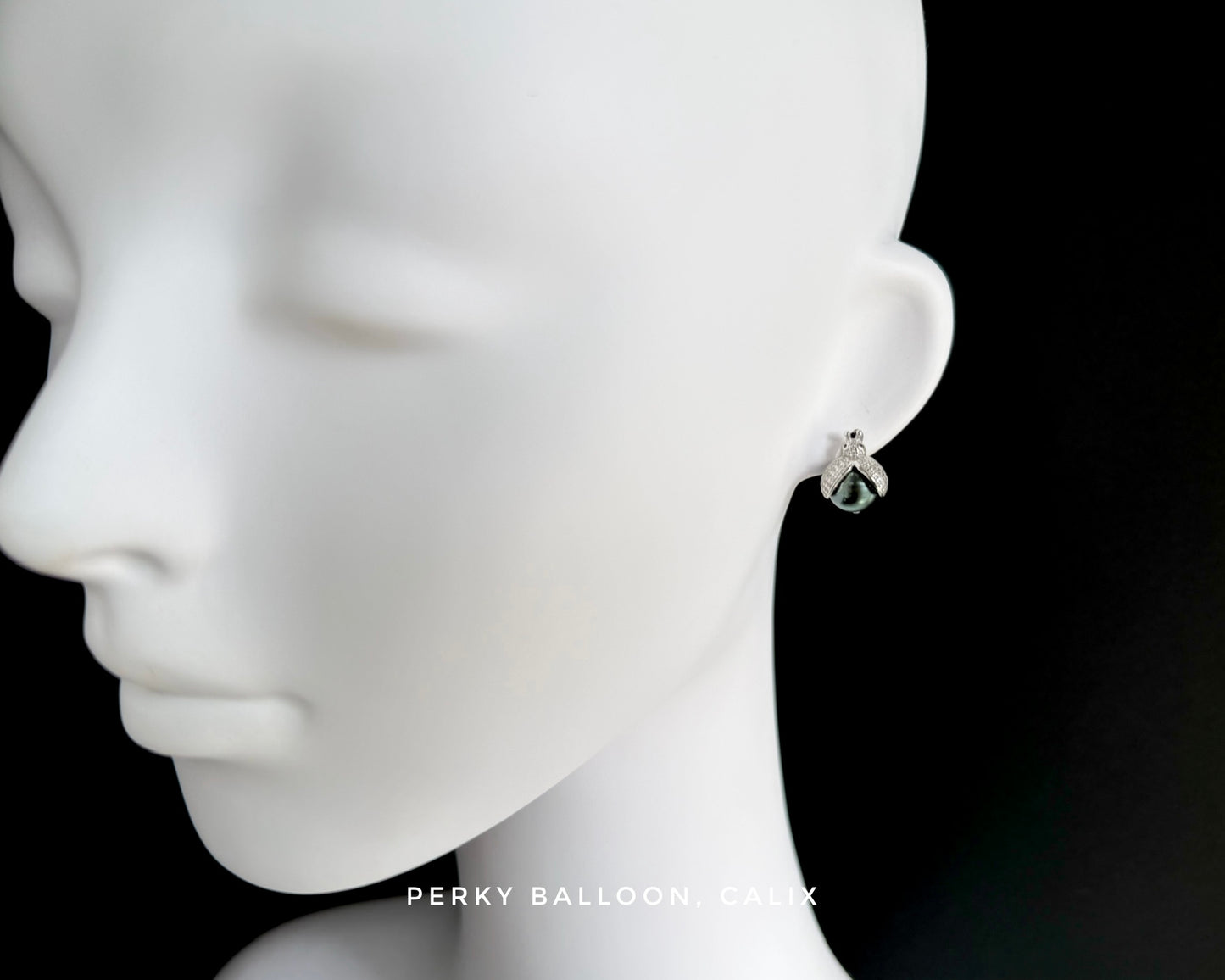 Calix earrings necklace