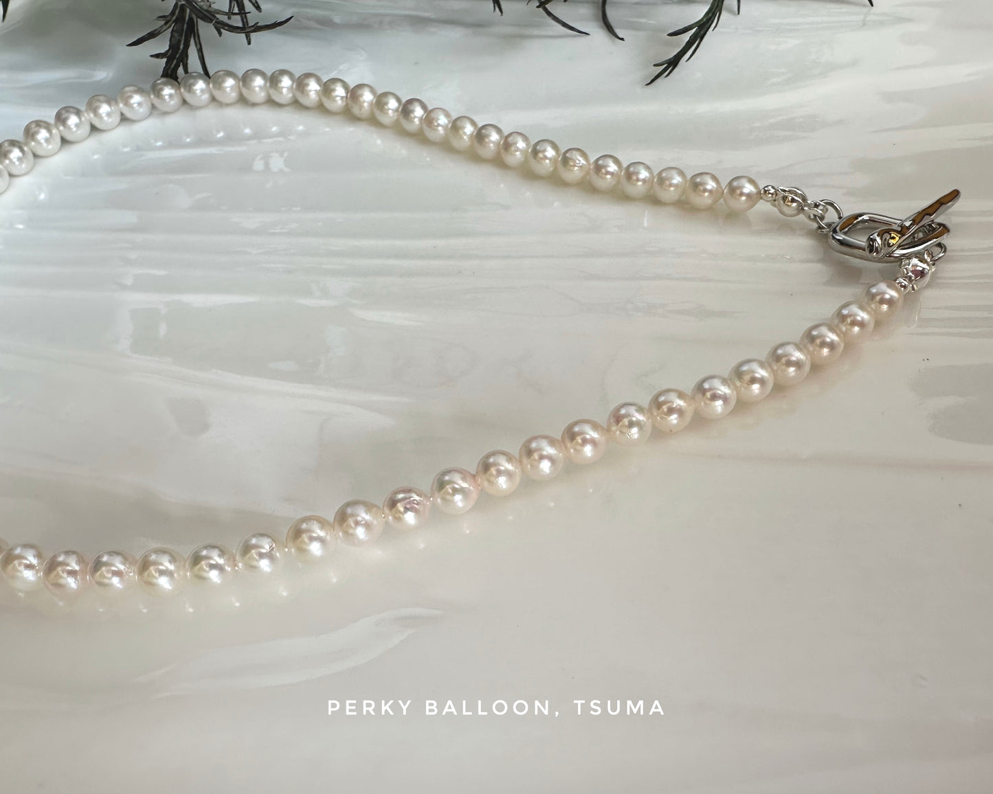 Tsuma necklace