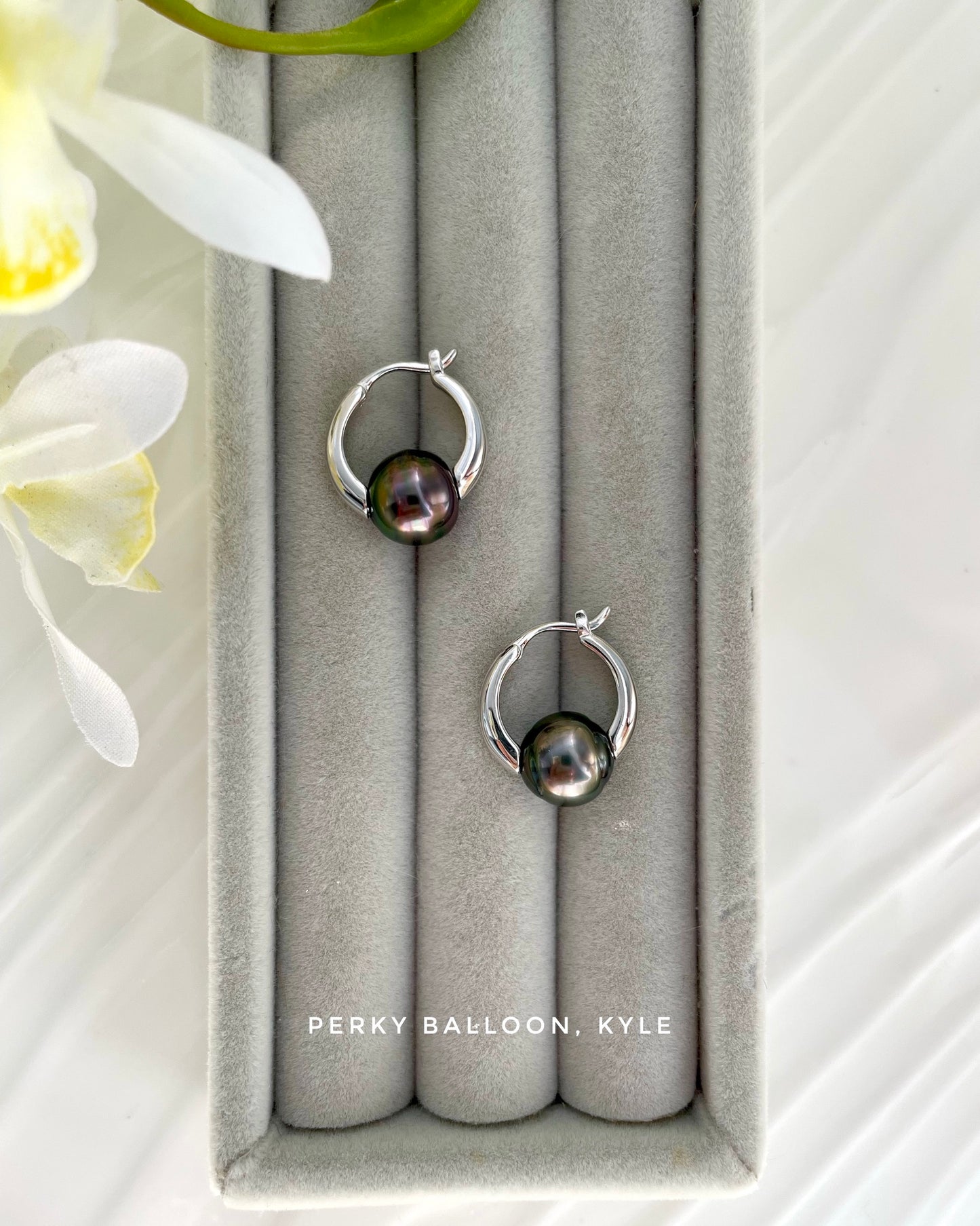 Kyle earrings