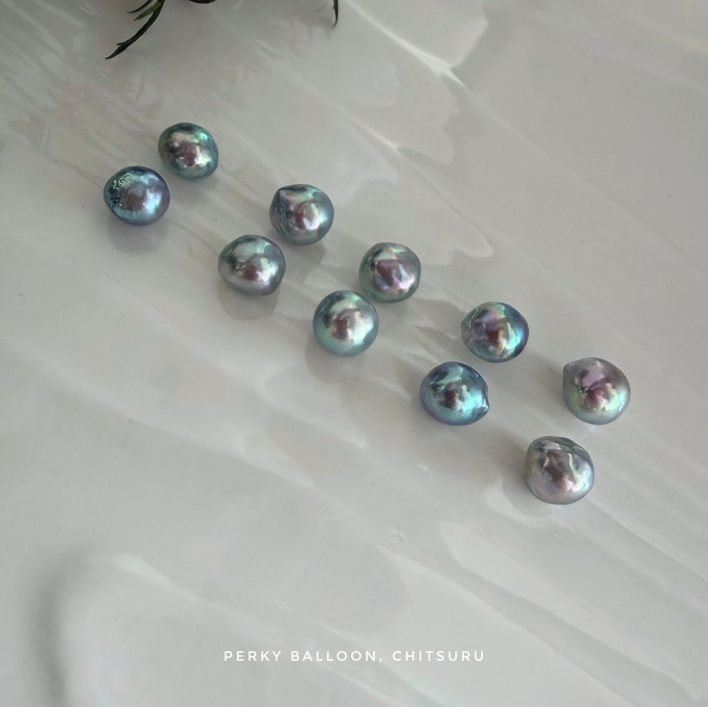 Chitsuru earrings