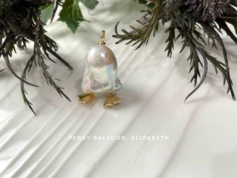 Elizabeth pendant