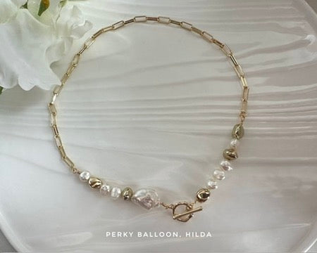 Hilda necklace