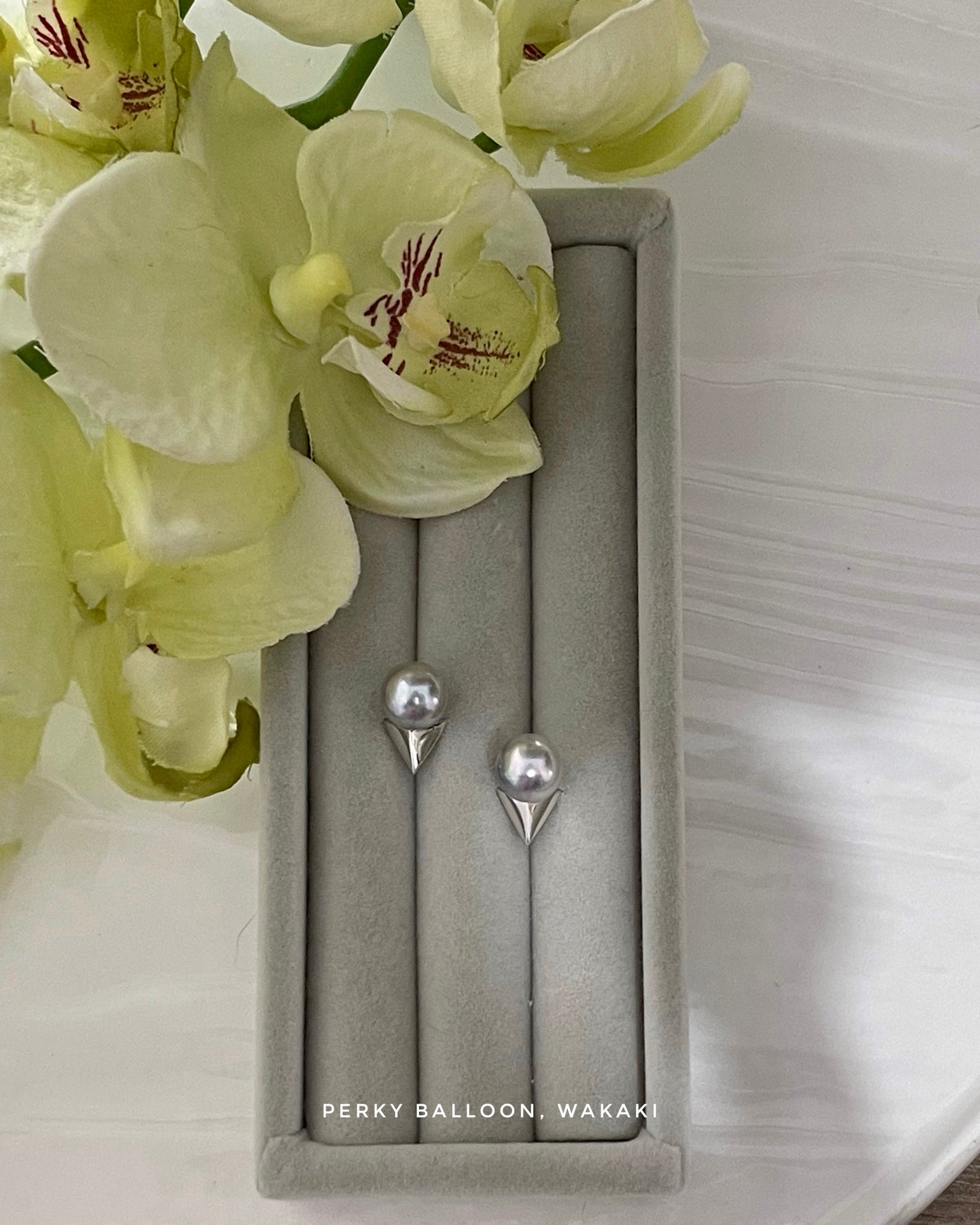 Wakaki earrings